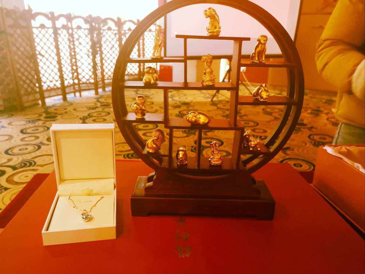 工行贵金属买什么意思(工行贵金属交易产品的时间和交易规则)