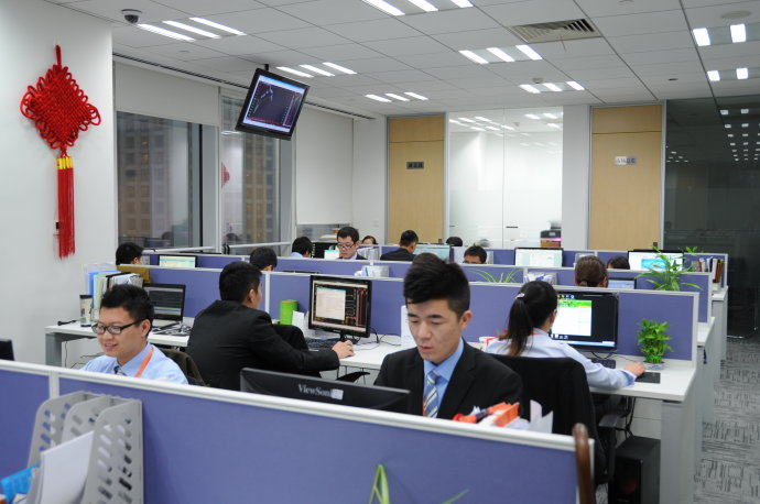 贵金属公司(融通金贵金属行情)